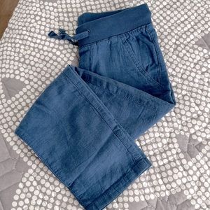 Linen pant soft blue, not as dark as navy (don't know the name of tone sorry)